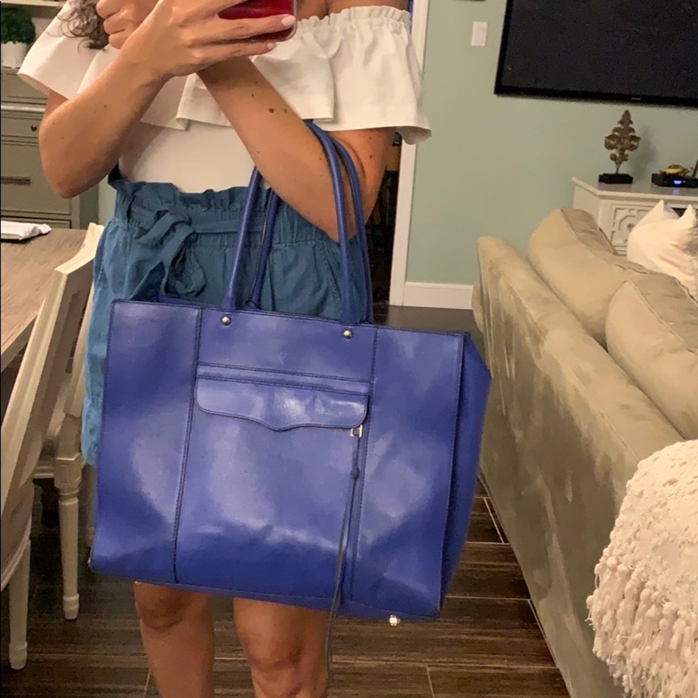Rebecca Minkoff tote in electric blue